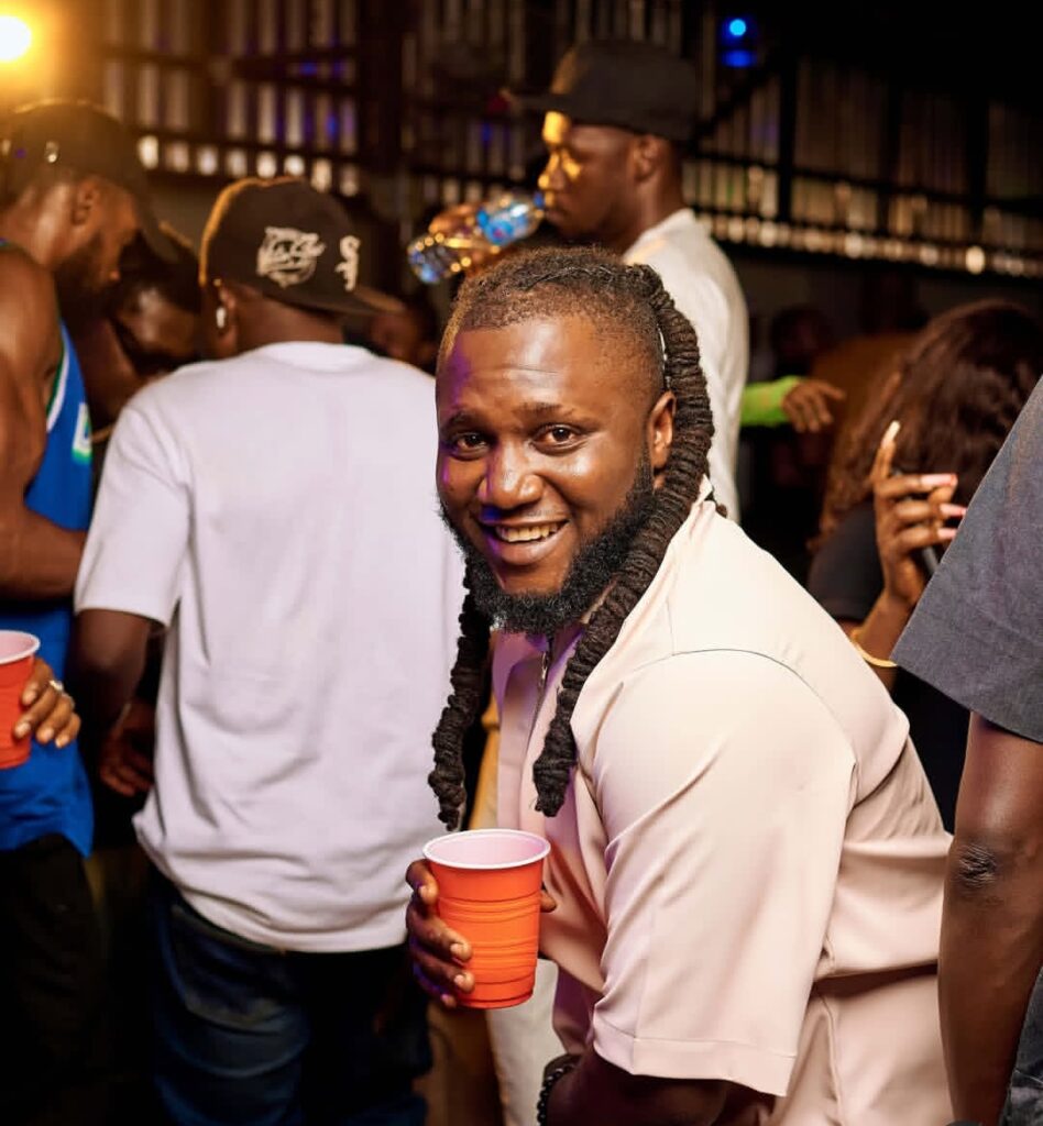 Photo Boc madaki at a club